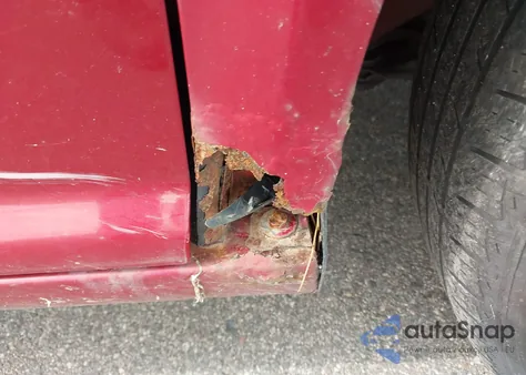 2005 Volkswagen Jetta Gls 2.0L from USA, damaged, VIN 3VWSK69M15M057174